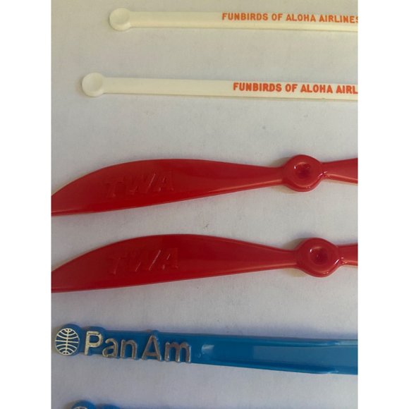 Vintage Lot of 8 Airline Swizzle Sticks Including TWA, PanAm, Aloha, and Air Cal - Picture 3 of 9